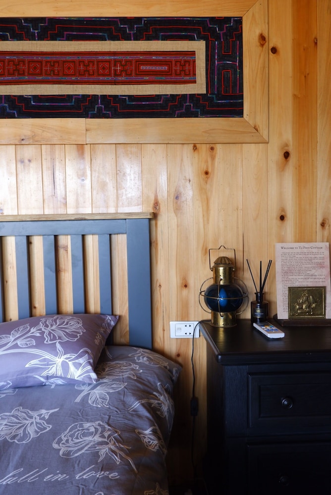 Ta Phin Cottage