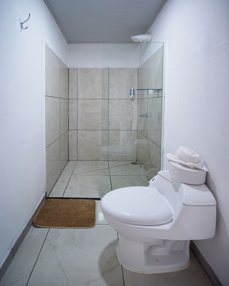Hostel Cattleya