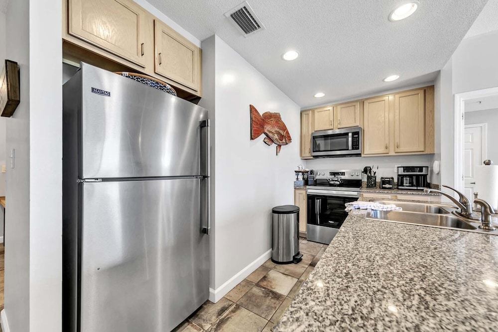 Sterling Reef 303