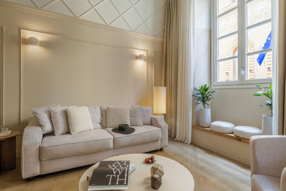 Deservi Luxury Apartments