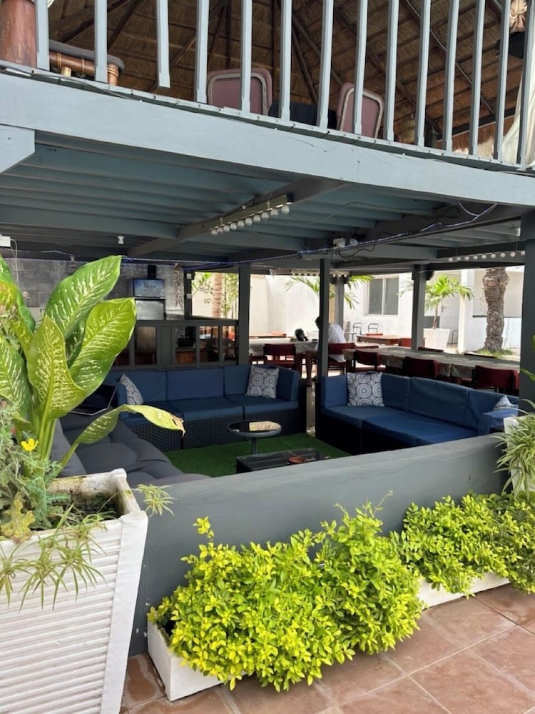 Two Coconut Lodge