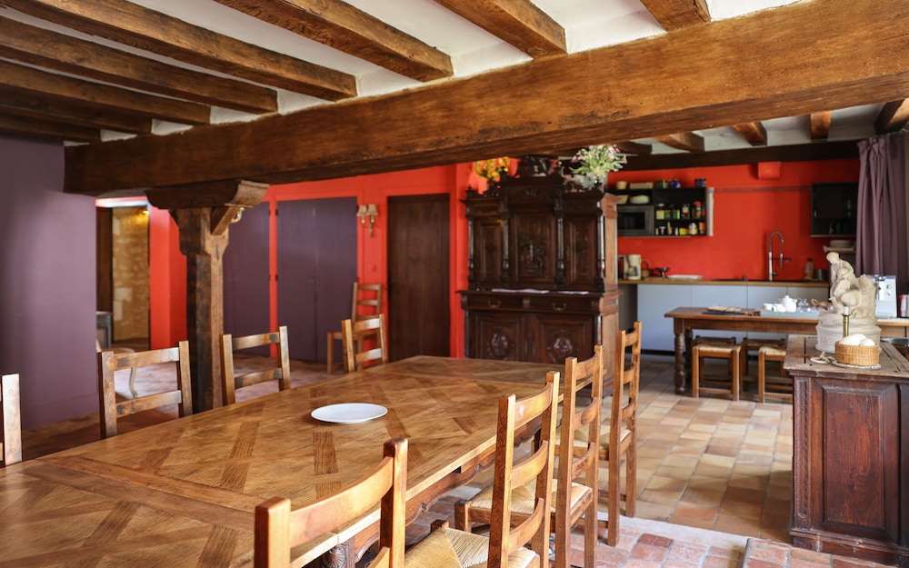 Chateau Monastere de la Corroirie