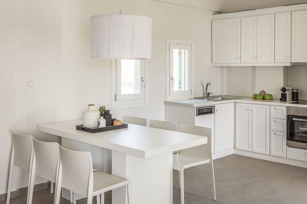 Eneos Kythnos Beach Villas