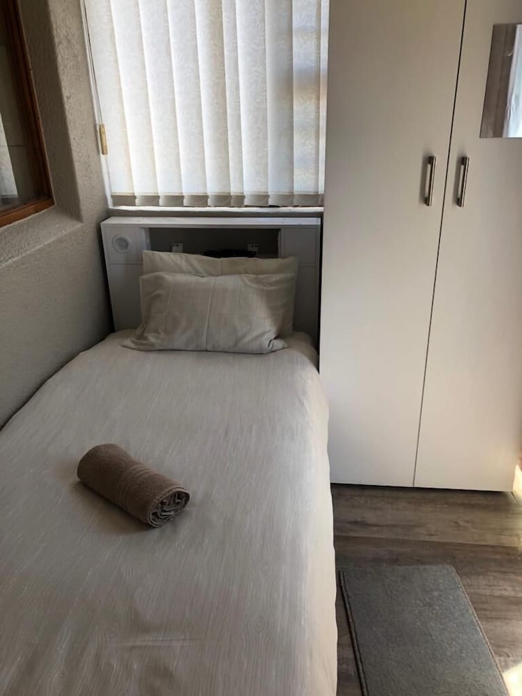 Amies Self-catering Apartments