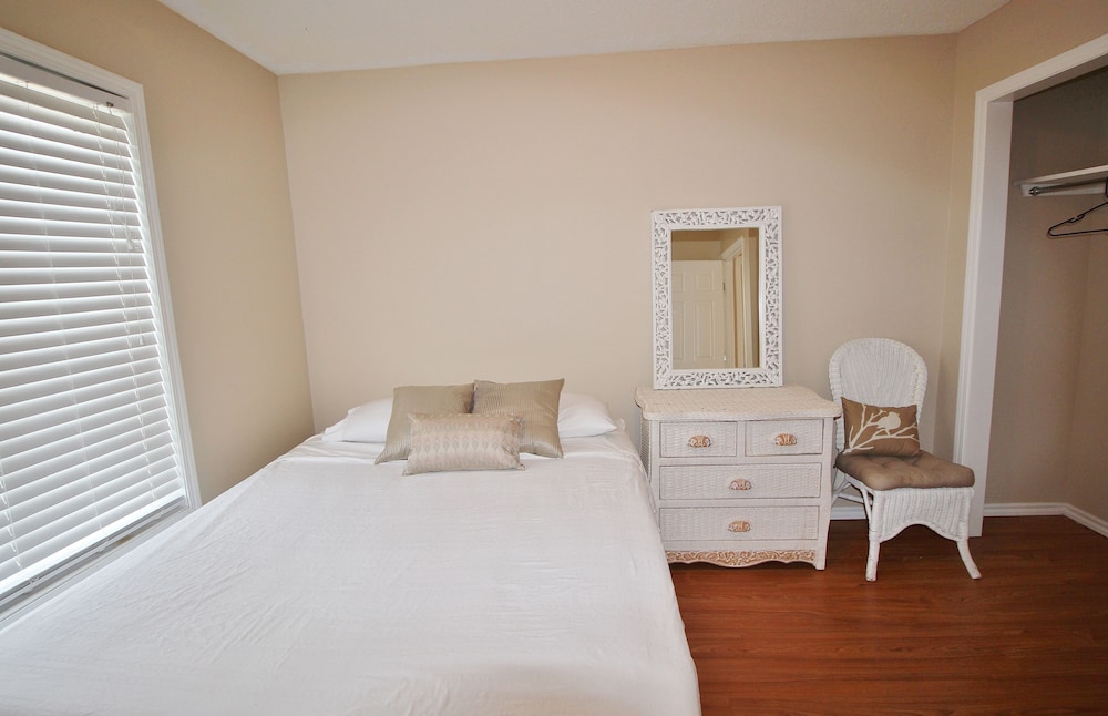 Executive Private Suites near Calgary view 3