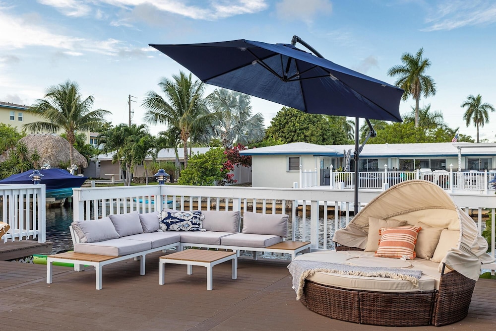 Fort Lauderdale 4Bd Villa Waterfront Dock Pool - Image 1