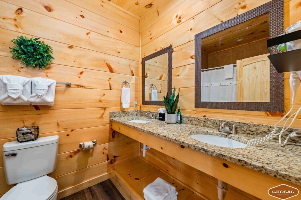 Twin Summit Resort