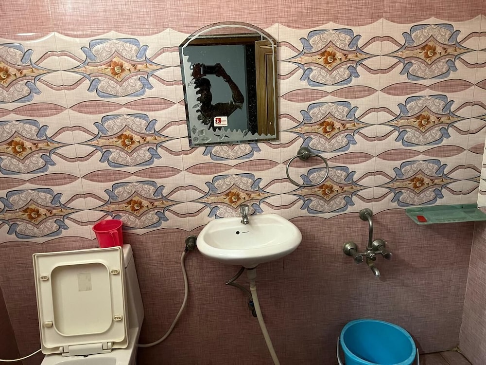 HOTEL KRISHNA GORAKHPUR