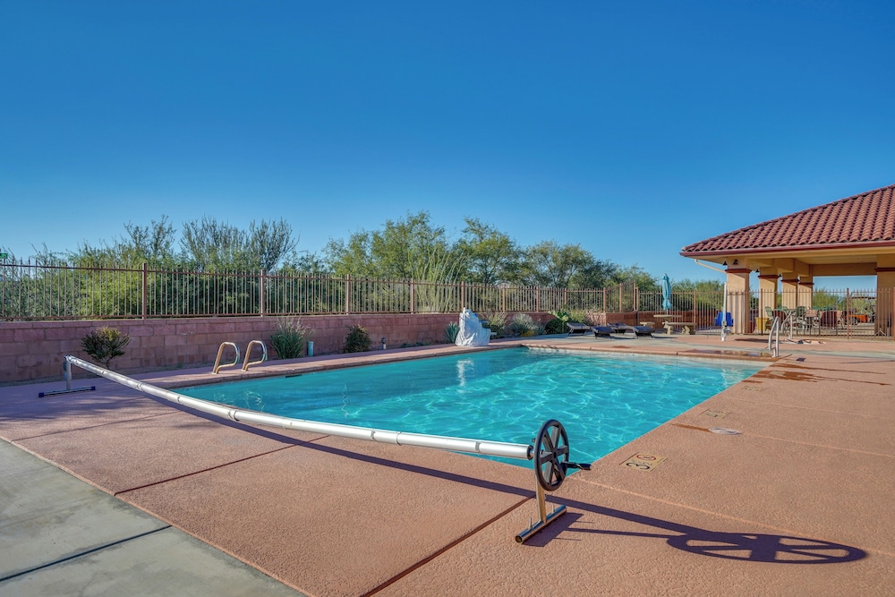 55-plus Desert Oasis in Benson w/ Mountain Views