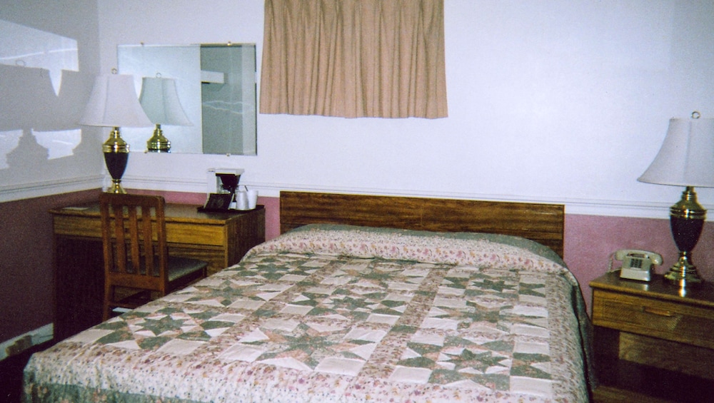 Bedford Vacations - Judy's Motel Bedford - Property Image 5