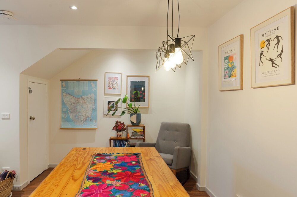 One Bedroom Apartment - Dynnyrne