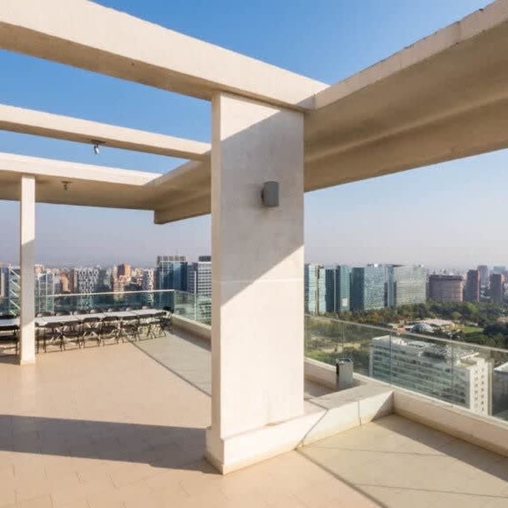 Kennedy Modern 2 Bed Apt in Las Condes
