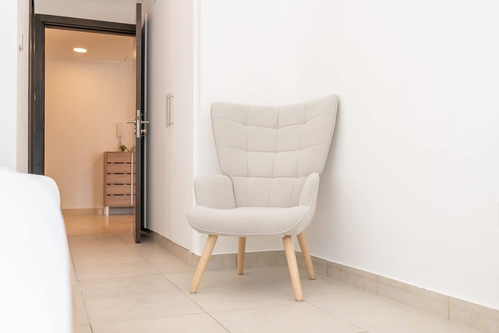 Elegant 1-bedroom Apartment for 4 in Dubai Marina