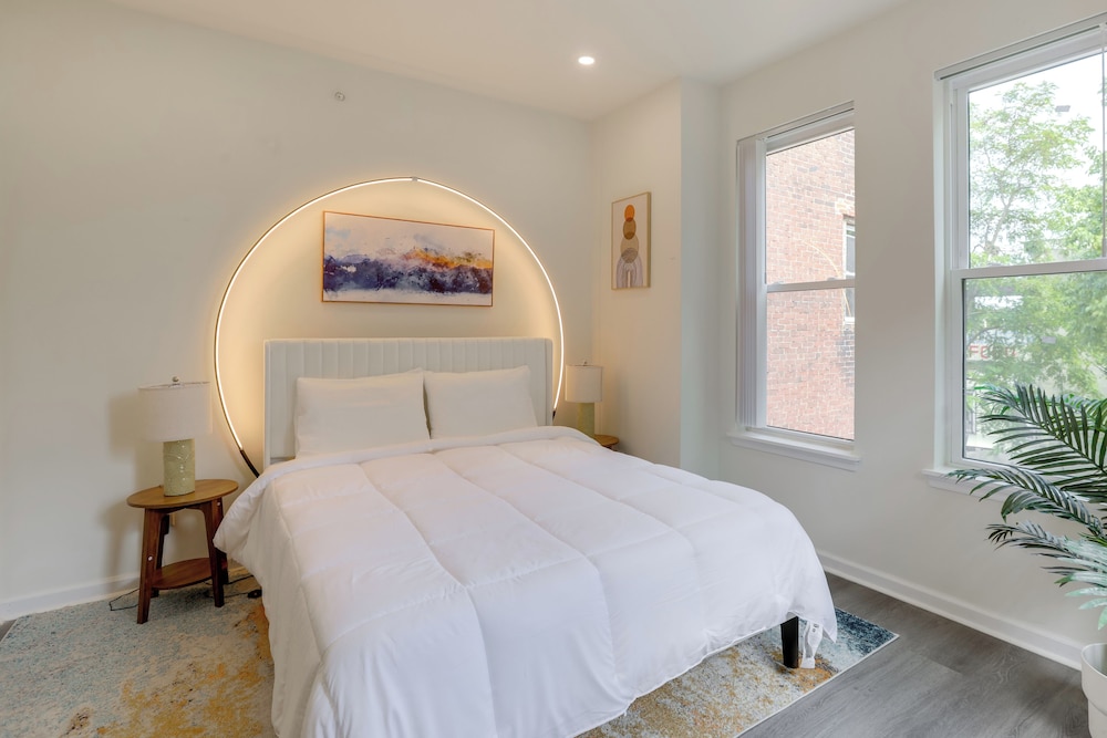 Penthouse Condo w/ Rooftop Deck in Philadelphia!