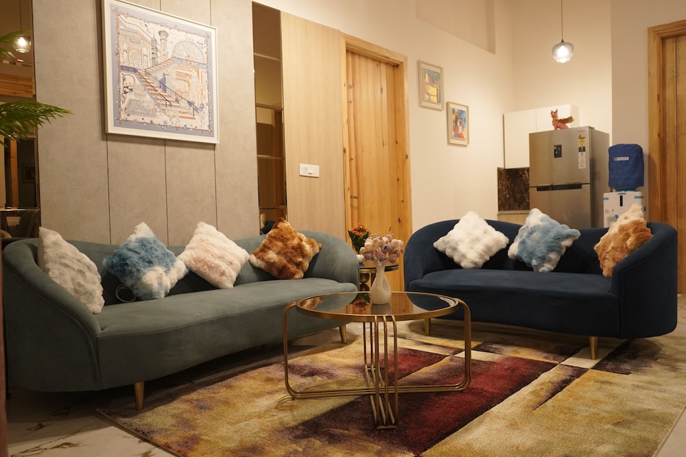 Uptown Kingdom The Luxury Homestay