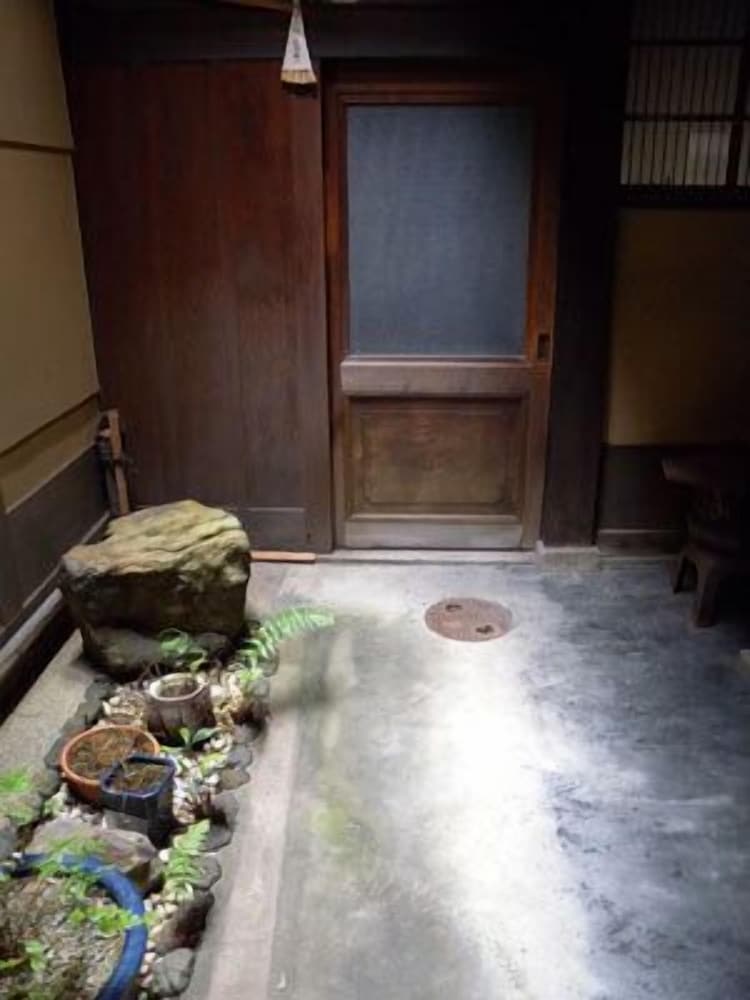 Guesthouse KINGYOYA - Hostel
