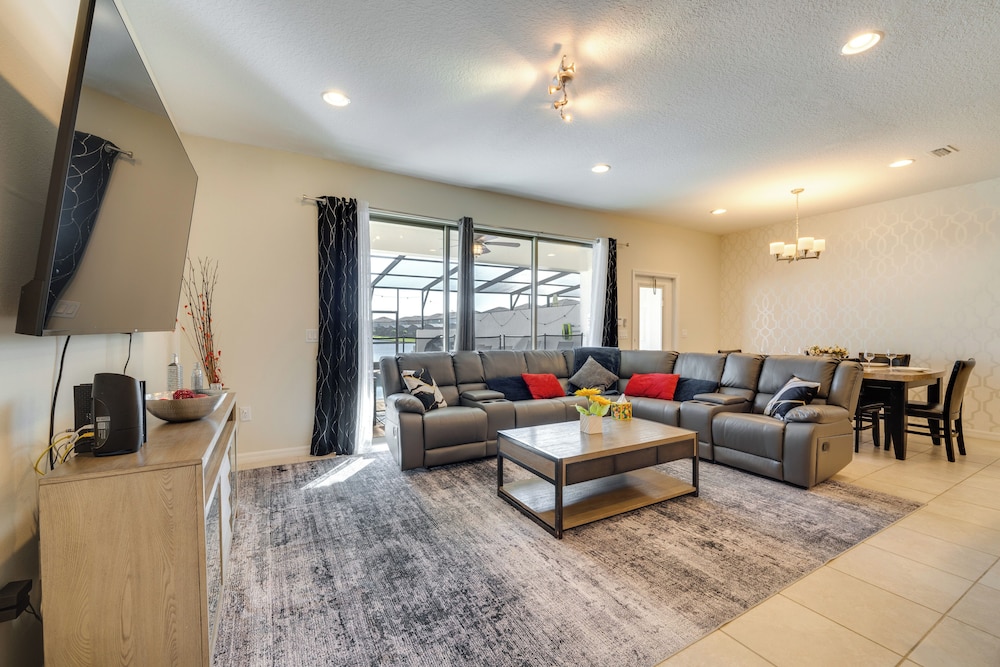 13 Mi to Wdw: Family Home w/ Private Pool & Perks!