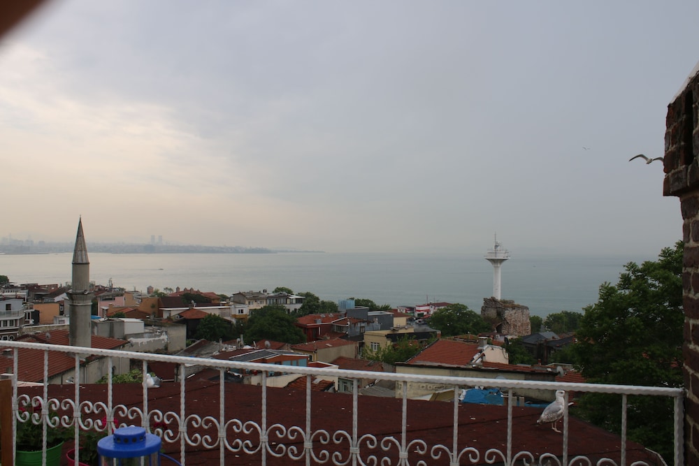 Emine Sultan Otel - Image 32