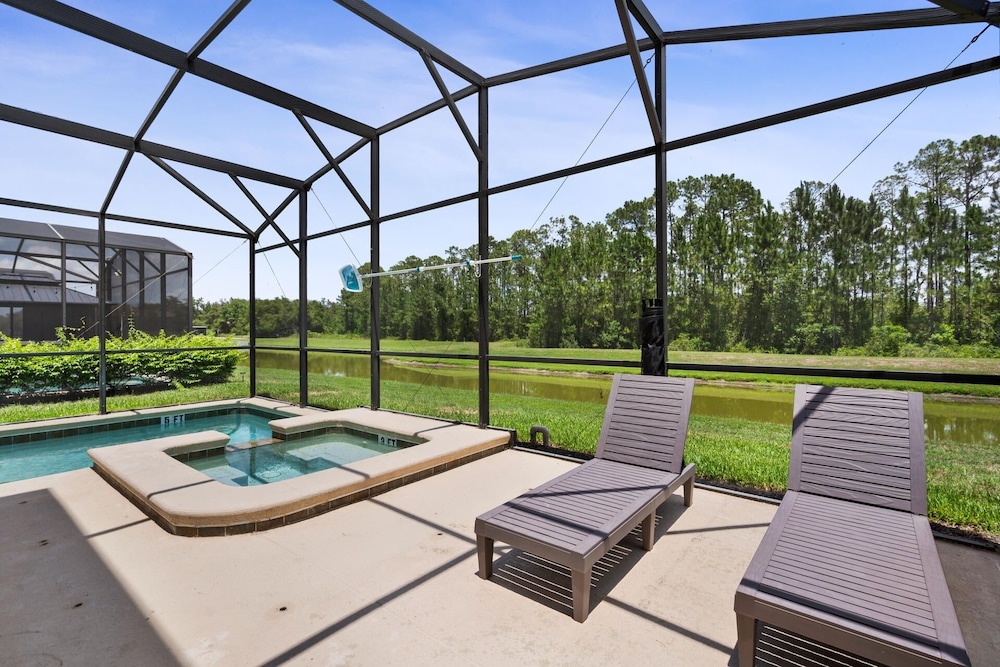 Paradise Palms Resort 5 Bedroom Home with Spa 5 Home