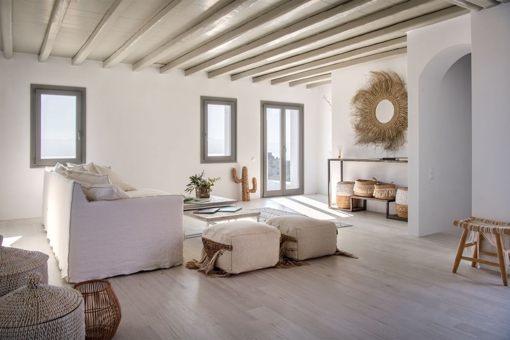 Rising Sun sea View Villa Near the Beach Paros