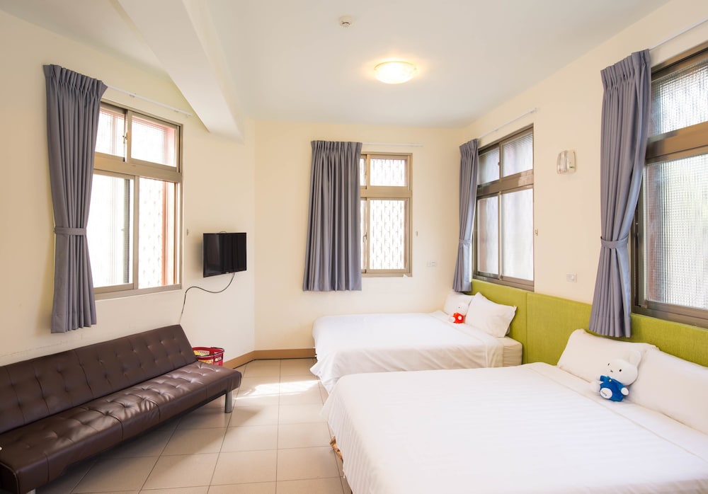 Happy Home Stay