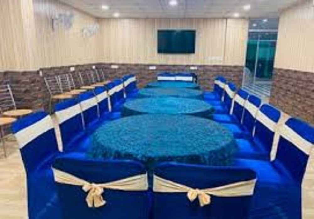 meeting & event spaces