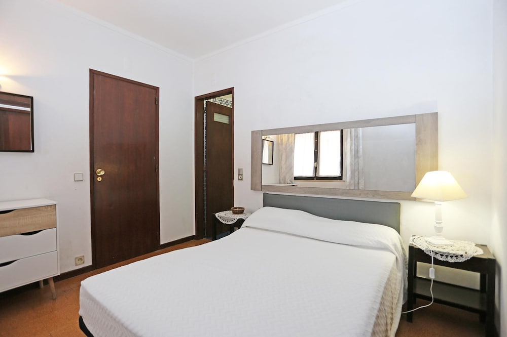 V 02 - Apartment 2 in Seacliff Albufeira