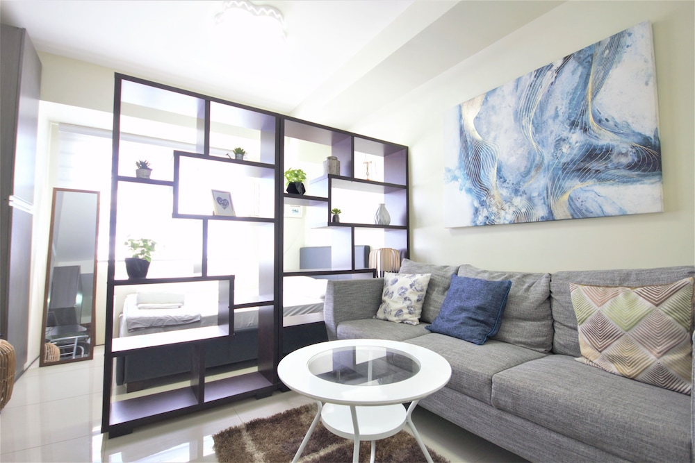 Cebu Vacations - Versteeg Vacations - Horizons 101 - Property Image 7