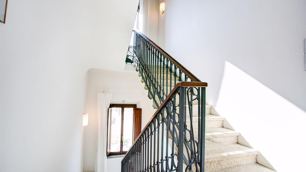 Gr-d948-lpog0at - Villa Croci 26 view 4