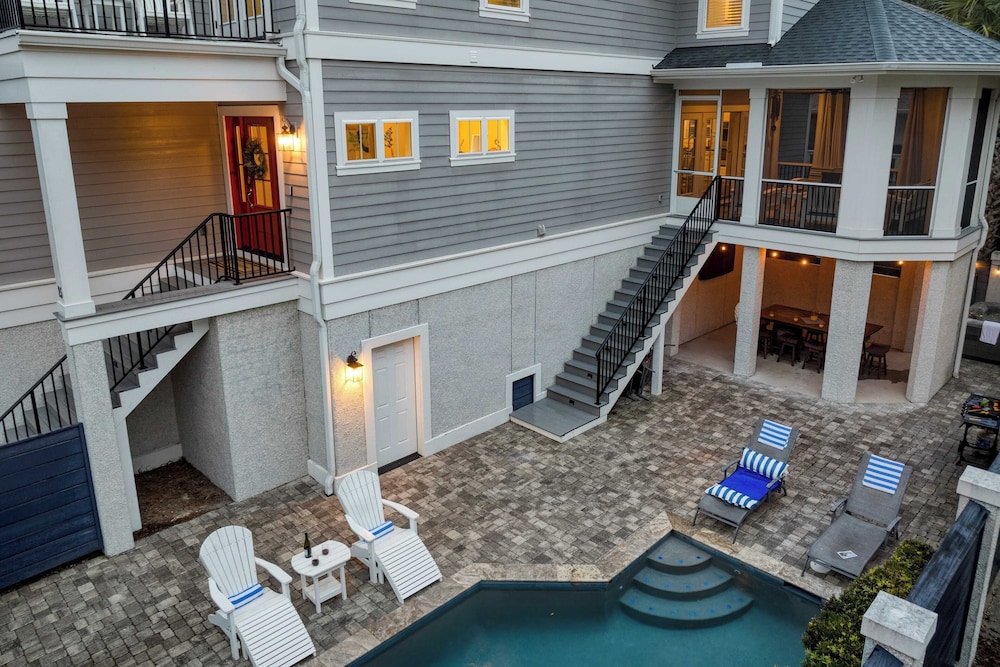 Pink Plume Coastal Escape Near Beach, Private Pool, Grill, & Luxe Interiors