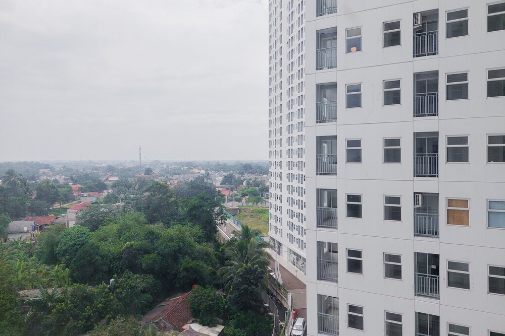 Nice And Comfy Studio At Serpong Garden Apartment