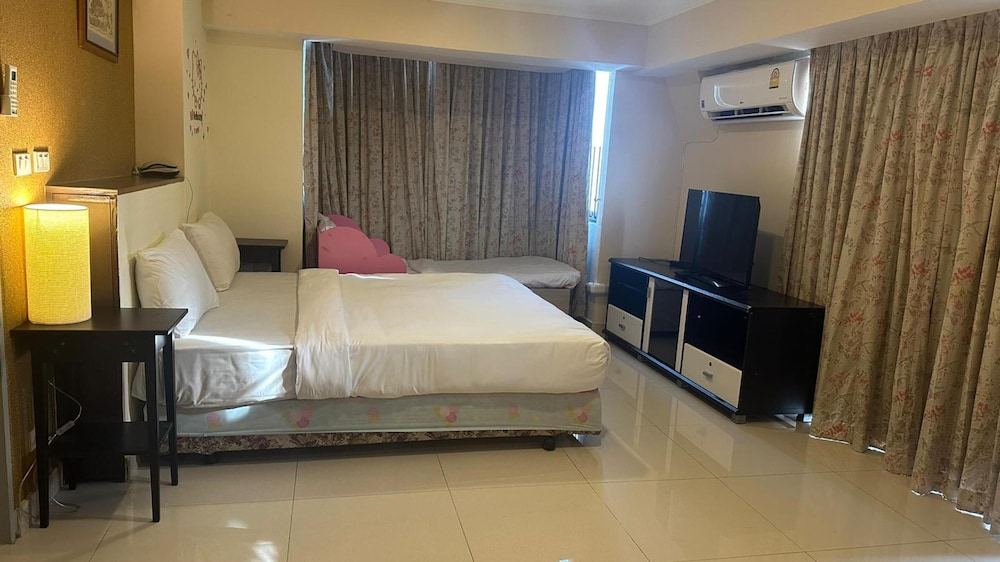 Omni Tower Sukhumvit Nana - Direct