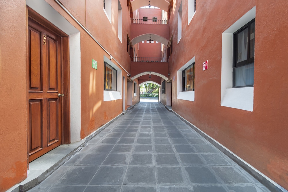 Xalapa Vacations - Meson Real Hotel  Suites - Property Image 10