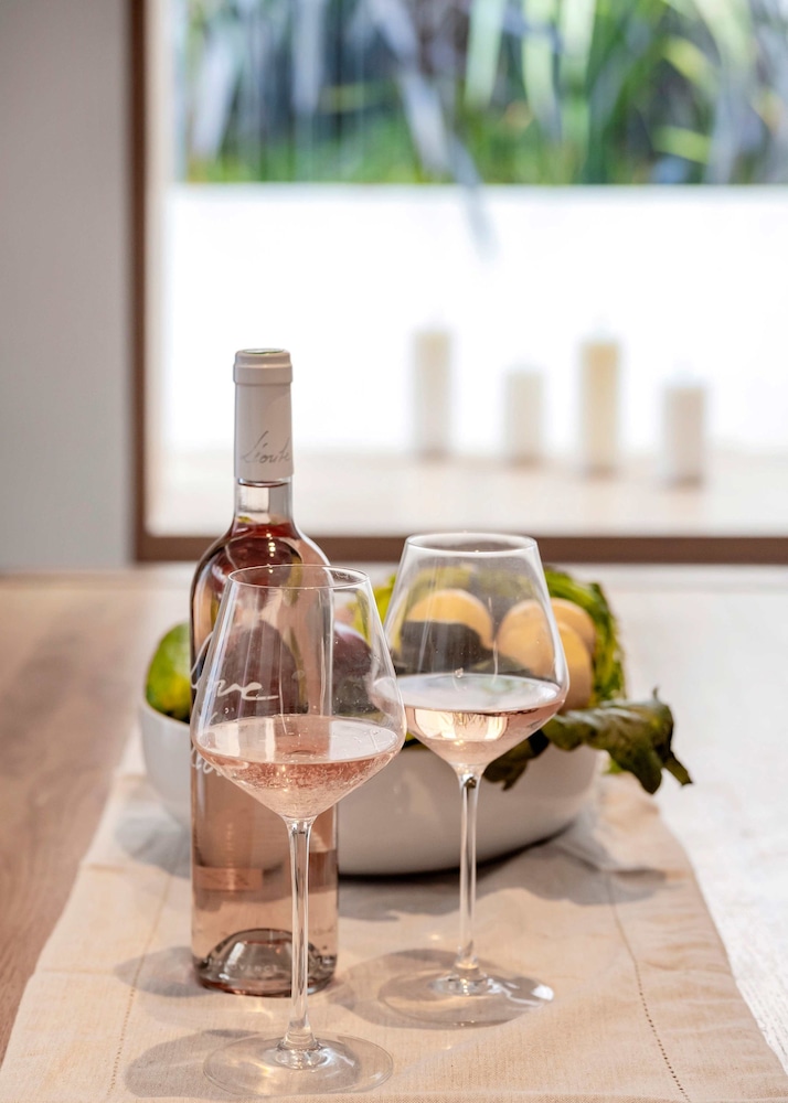 The Portobello Star - by Out of Office Lifestyle