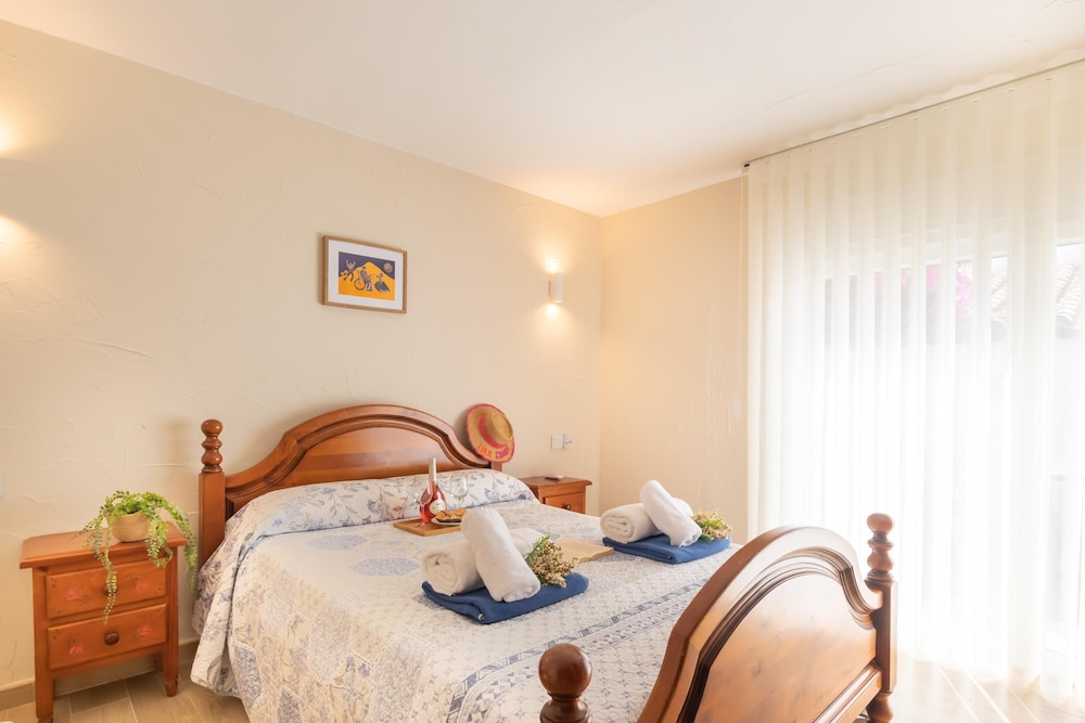Bahia Dorada Complete Villa
