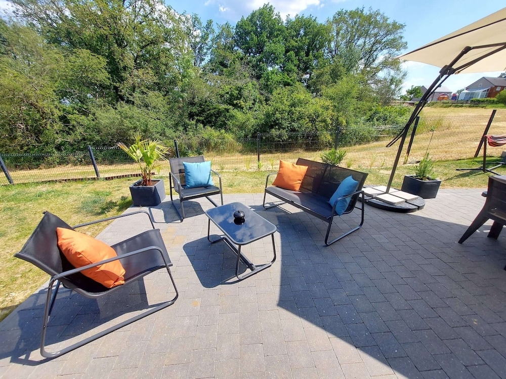 Holiday Home in Noiseux With Fenced Garden