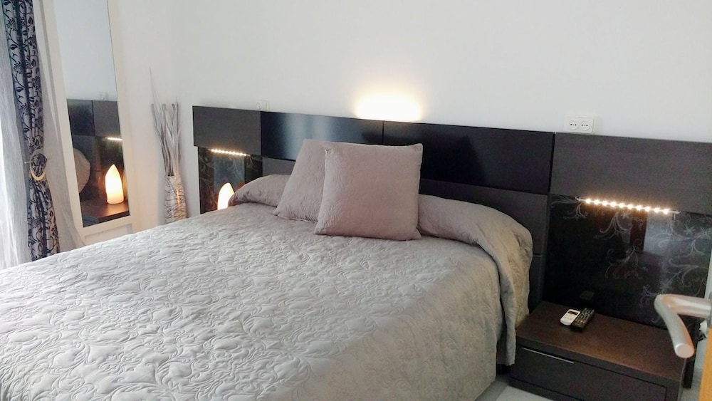 ELEGANCE view 5