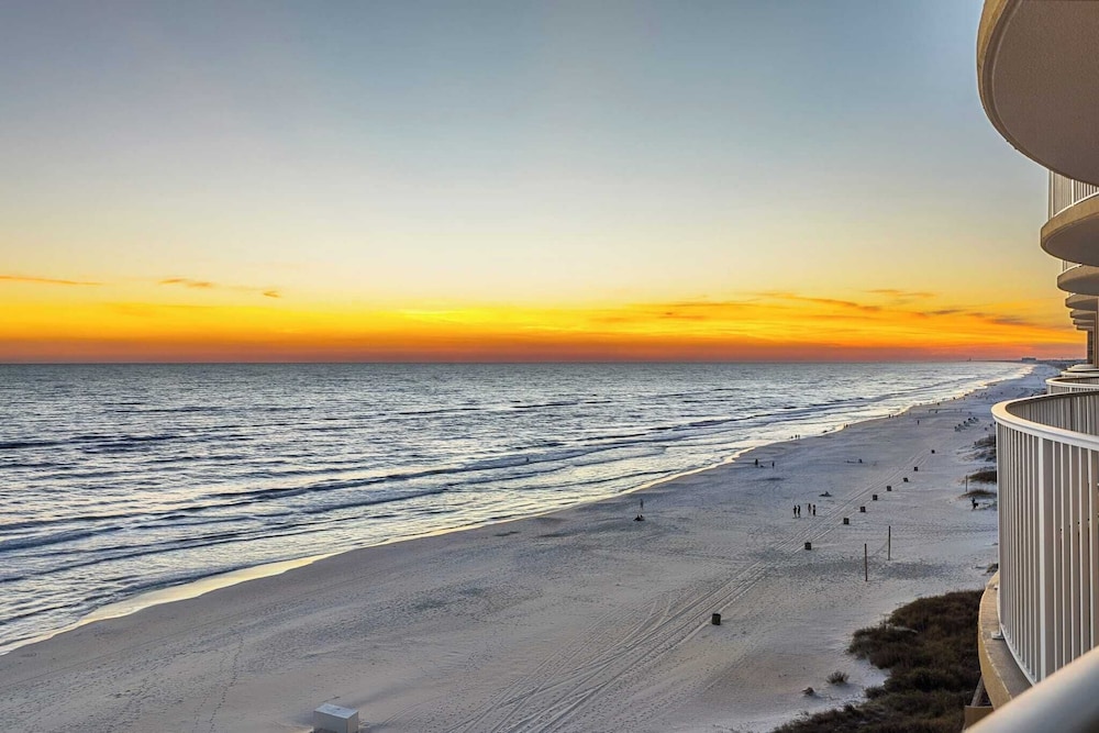Beachfront Condo w/ Ocean Views + Pool Access Emerald Isle 808 by Avantstay