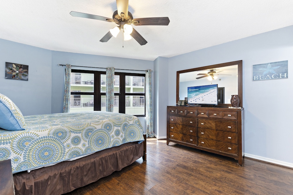 Harbor Place 206