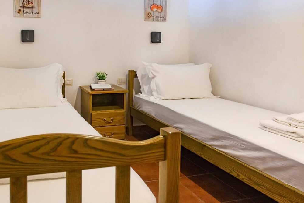 Welcomely - Casa Avineira view 2