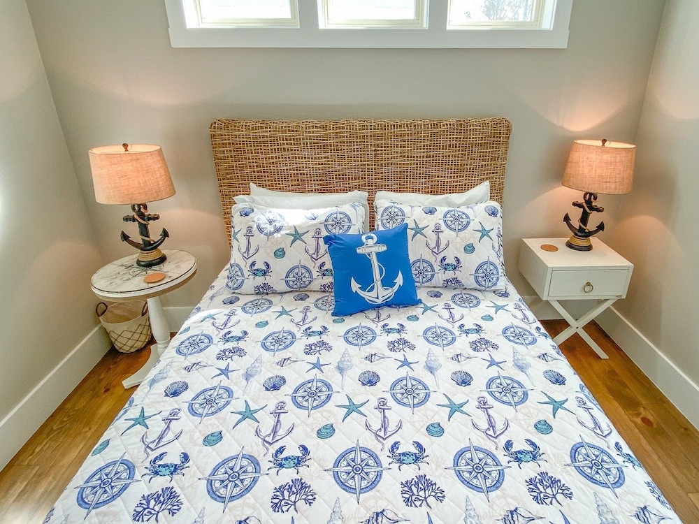 135 Island Escape: 5br Home W/ Pool And Spa! 5 Bedroom Home