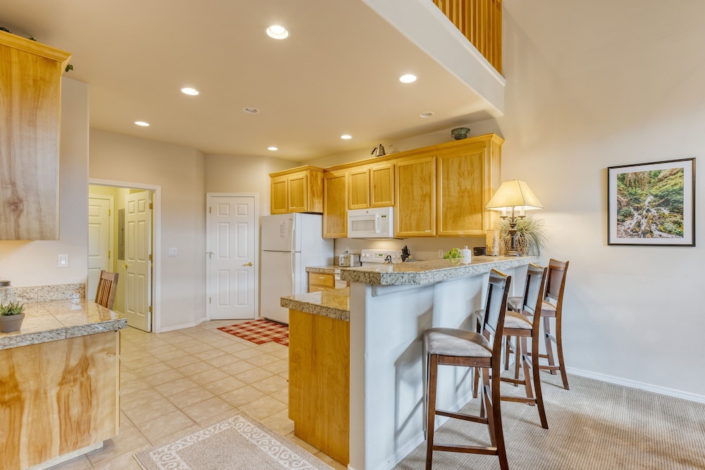 Forest Ridge Loop by Avantstay Hot Tub Private Community Amenities
