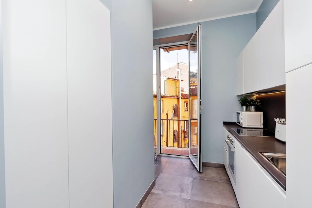 Rm-h501-pale6f3 Monti Apartments - M10