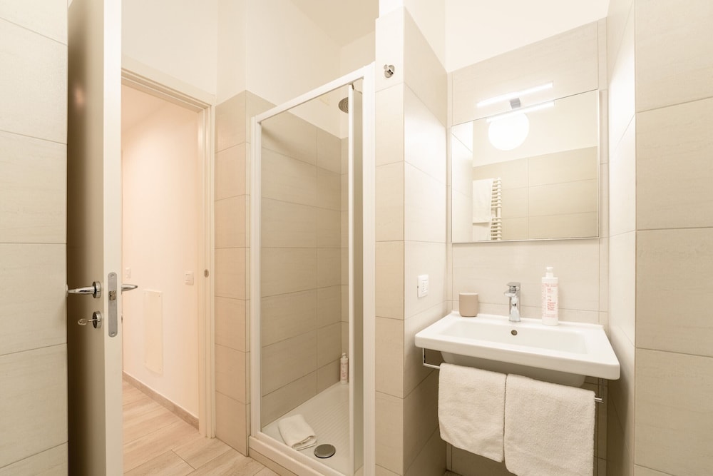 Mugiasca Modern Apartment by Wonderful Italy