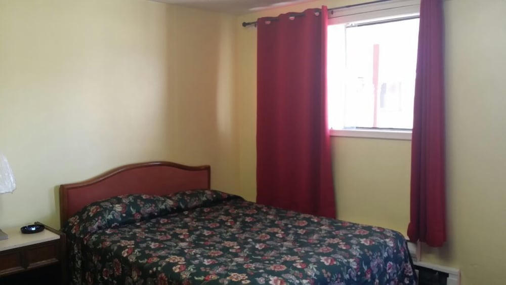 Lakeridge Motel