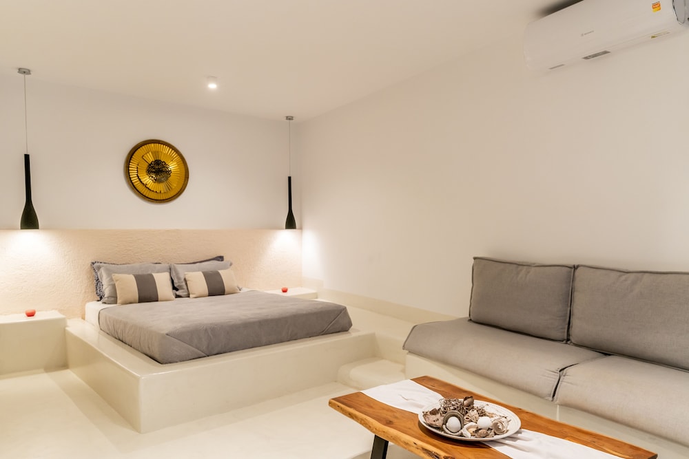 Abrazo Villas
