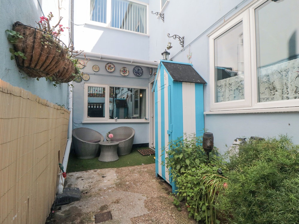3 Anchor Cottage