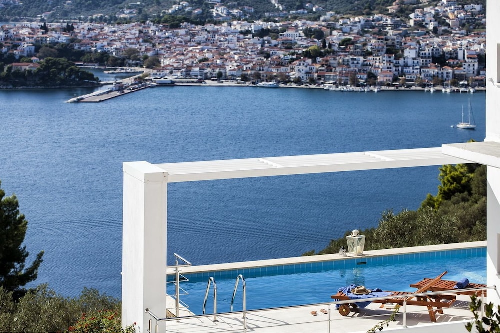Magdani Villas