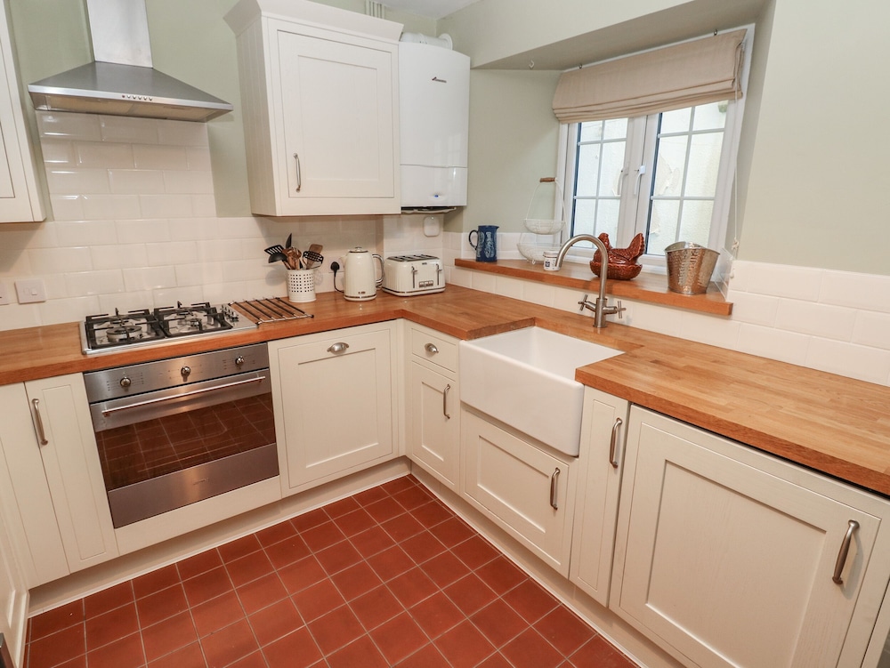 Flat 1, Belmont