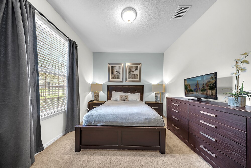 2027 MD - Windsor Westside Tranquil Haven